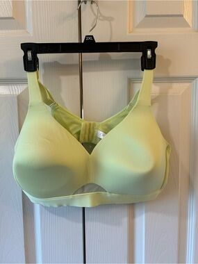 Cacique Pale Lime Green Seamless  Bra